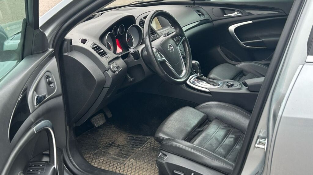 Opel Insignia 2013 Harmaa