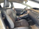 Toyota Prius PHEV 2012 Valkoinen