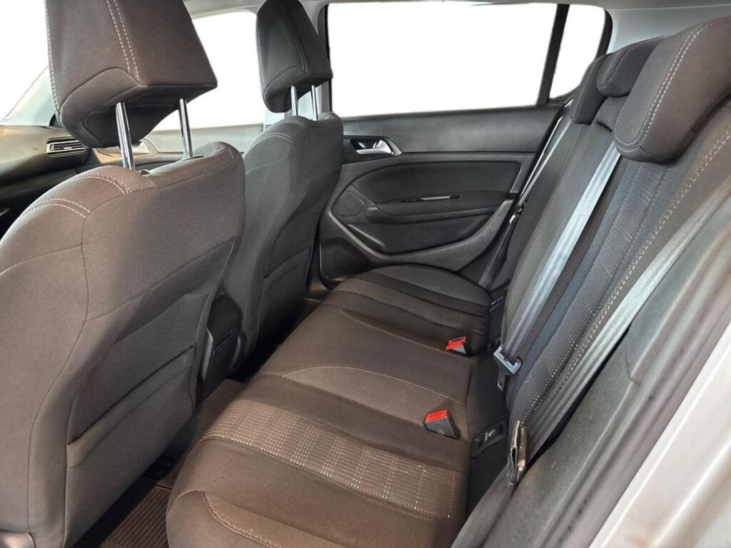 Peugeot 308 2017 Harmaa