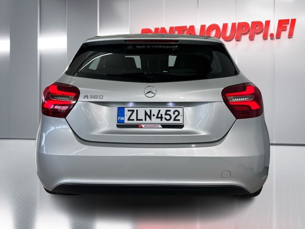 Mercedes-Benz A 2017 Harmaa