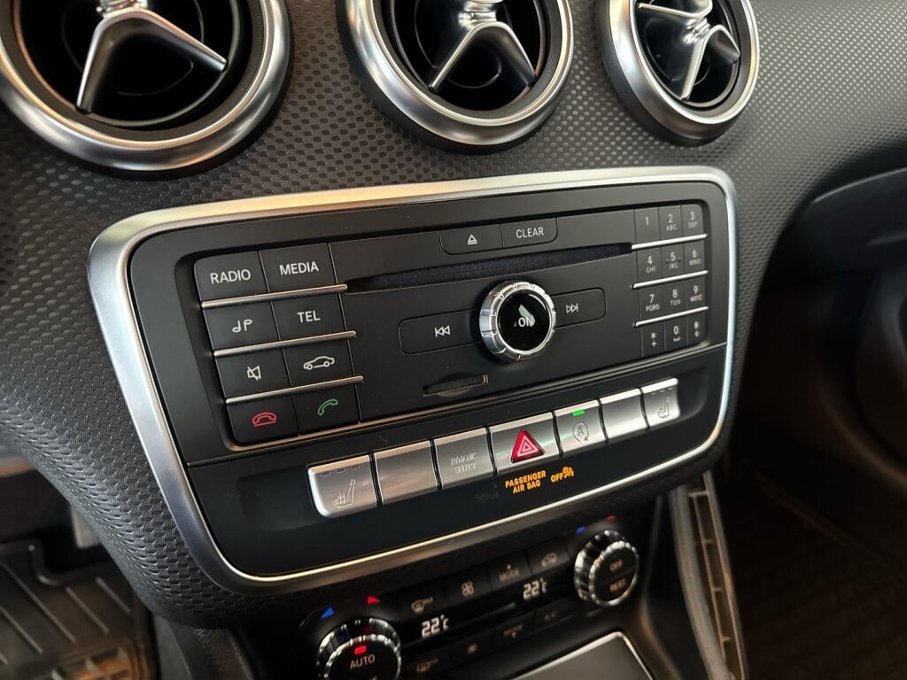 Mercedes-Benz A 2017 Harmaa