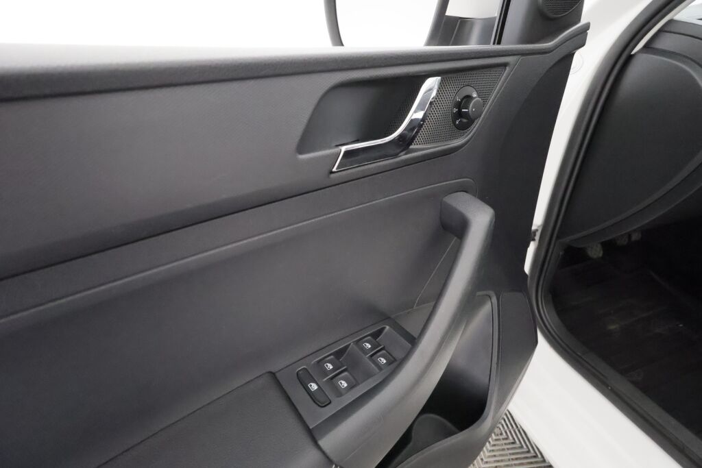 Skoda Rapid 2017 Valkoinen