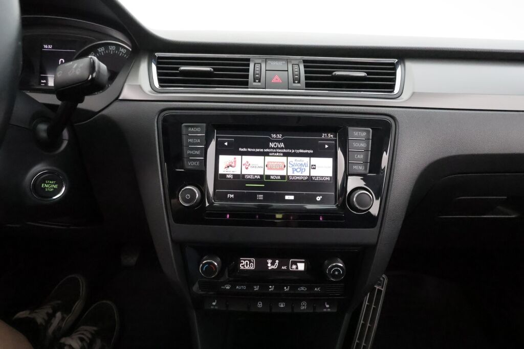 Skoda Rapid 2017 Valkoinen