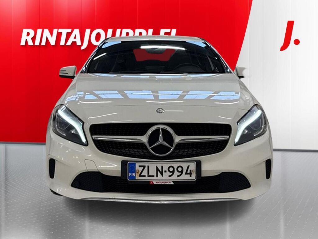 Mercedes-Benz A 2017 Valkoinen