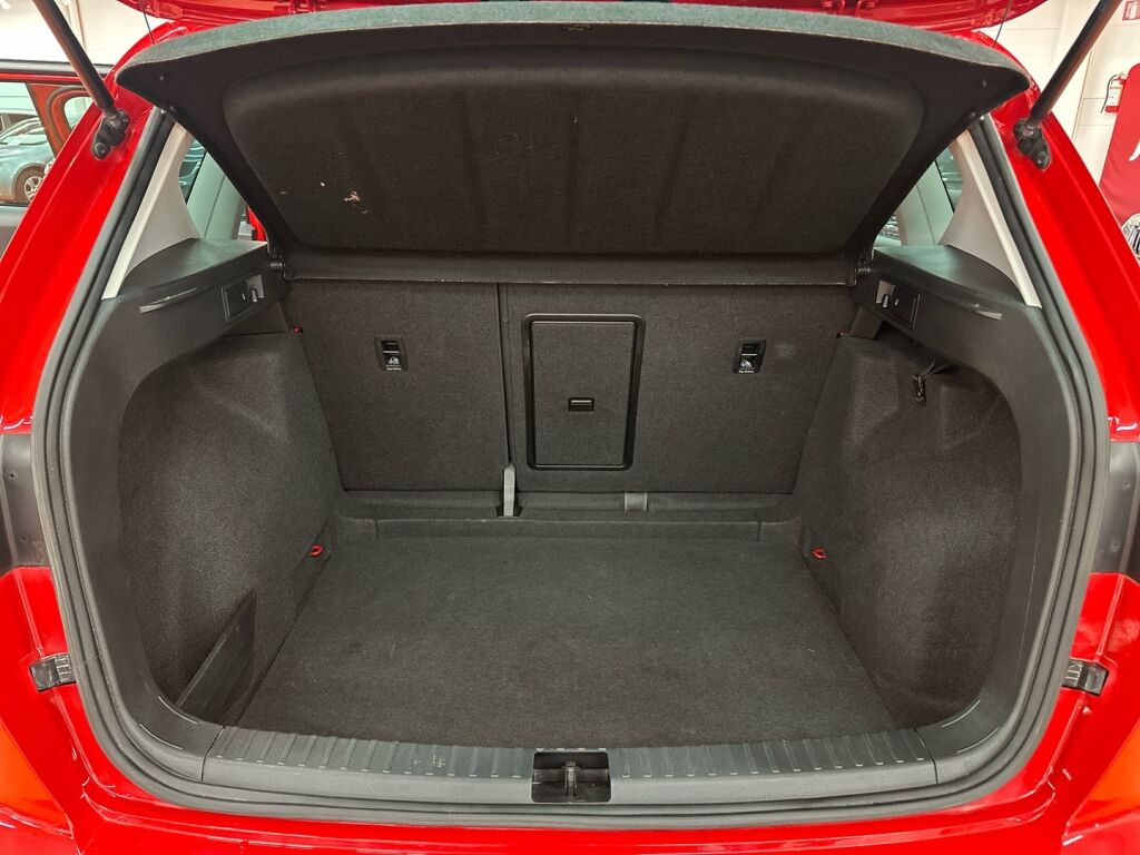 Seat Ateca 2017 Punainen