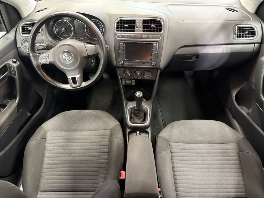 Volkswagen Polo 2011 Sininen