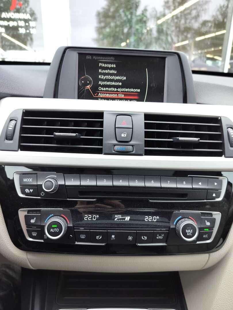 BMW 320 Gran Turismo 2017 Musta