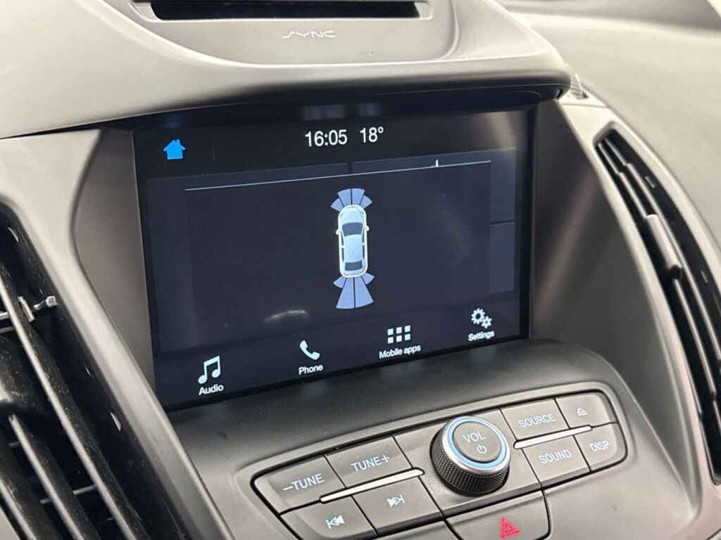 Ford Kuga 2017 Valkoinen
