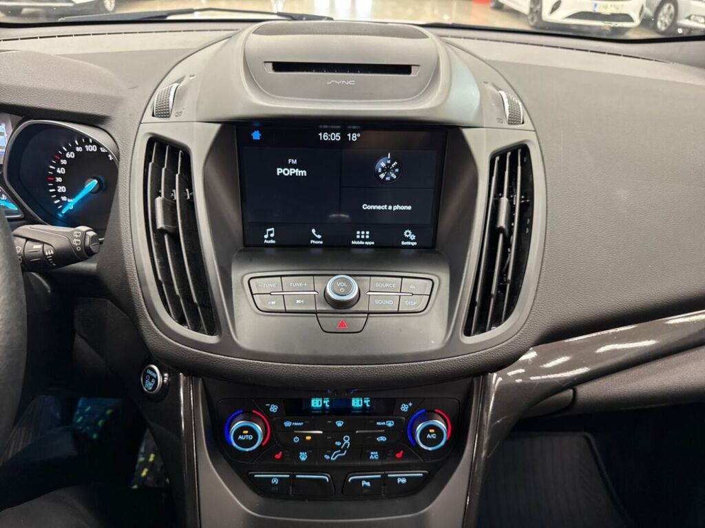 Ford Kuga 2017 Valkoinen