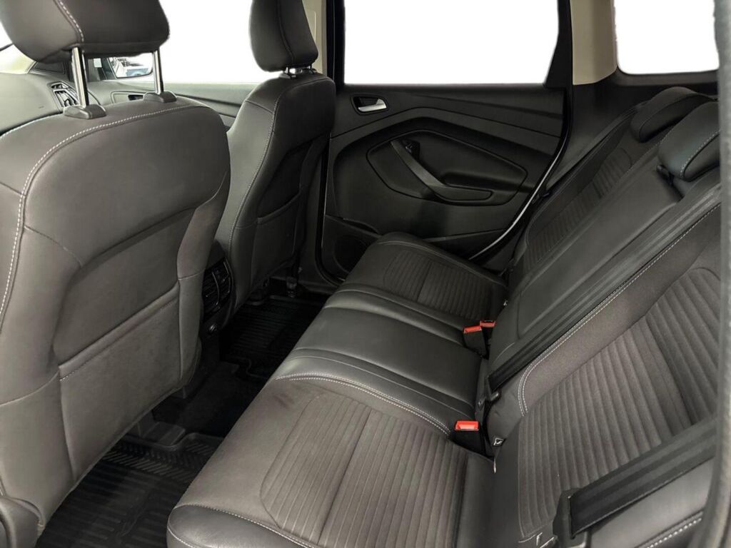 Ford Kuga 2017 Valkoinen
