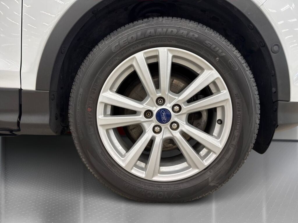 Ford Kuga 2017 Valkoinen