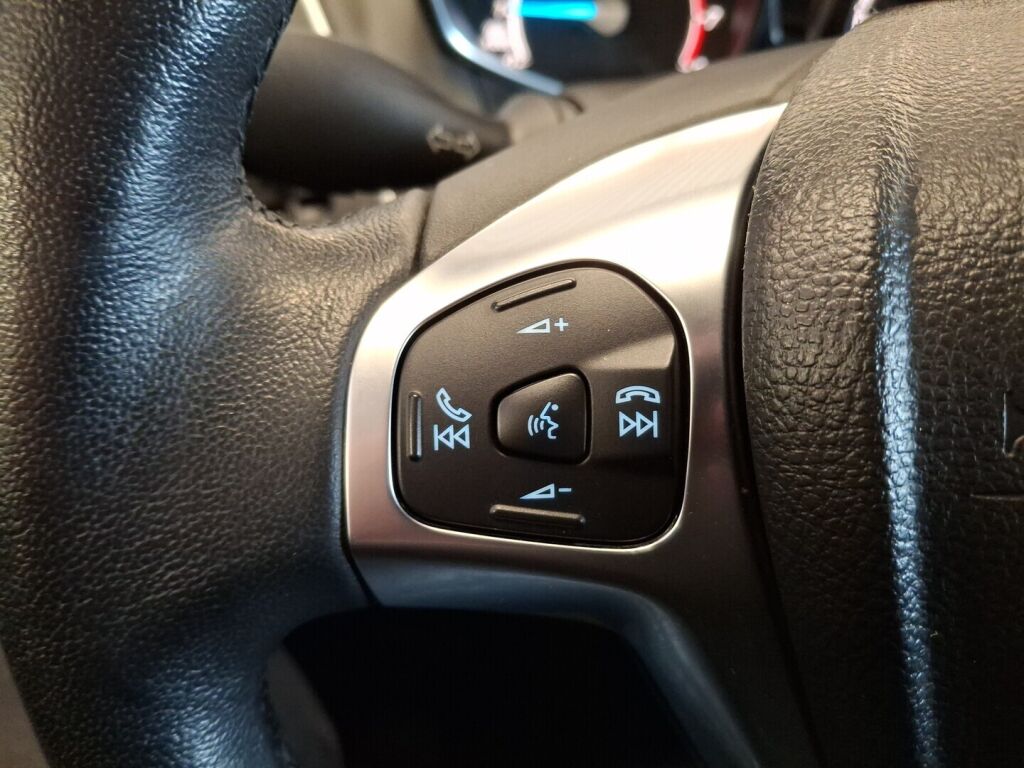 Ford B-Max 2017 Harmaa