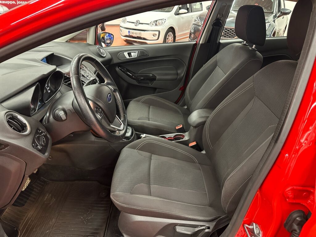 Ford Fiesta 2017 Punainen