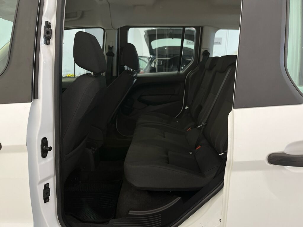 Ford Tourneo Connect 2017 Valkoinen