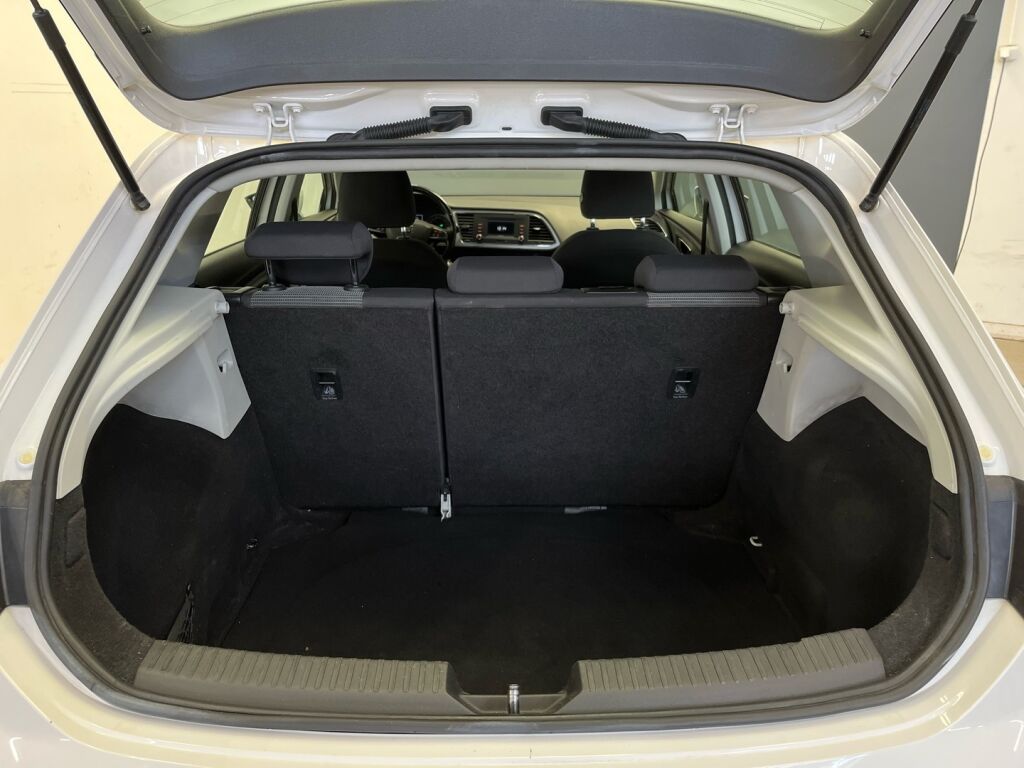 Seat Leon 2017 Valkoinen