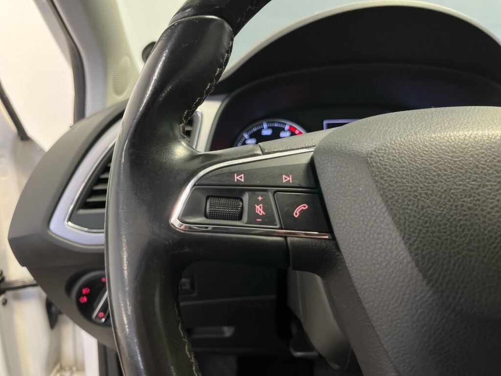Seat Leon 2017 Valkoinen
