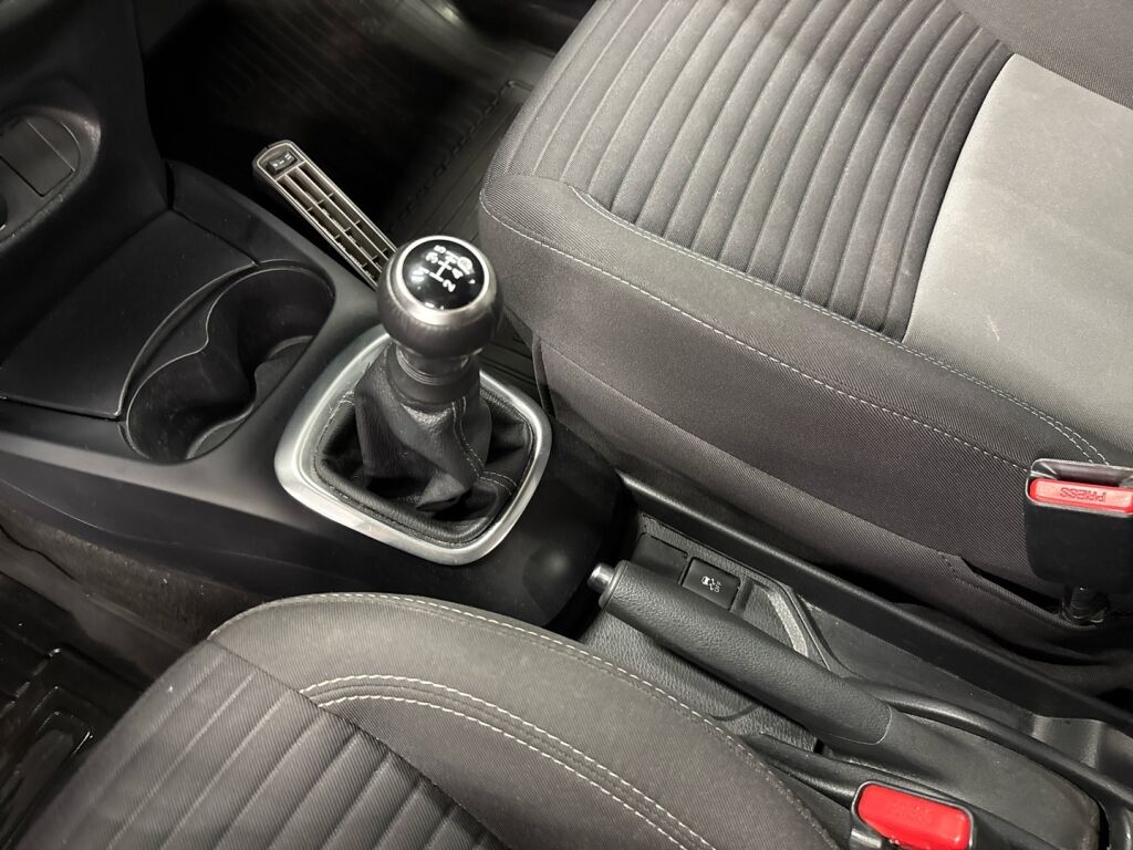 Toyota Yaris 2018 Sininen