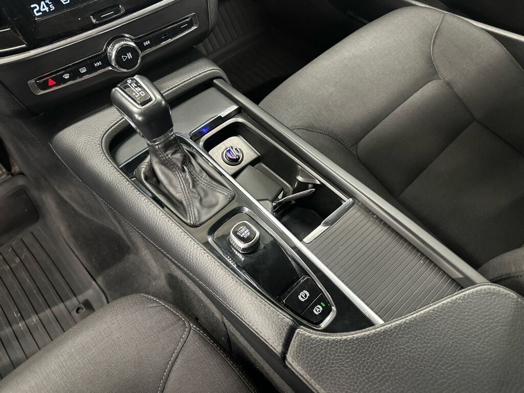 Volvo V90 2017 Harmaa