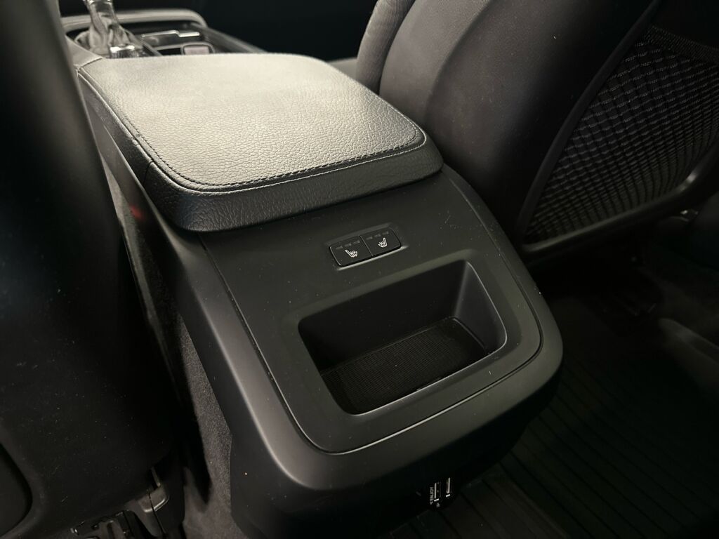 Volvo V90 2017 Harmaa