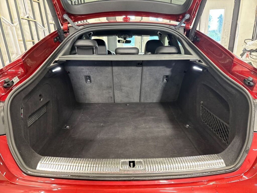 Audi A5 2018 Valkoinen