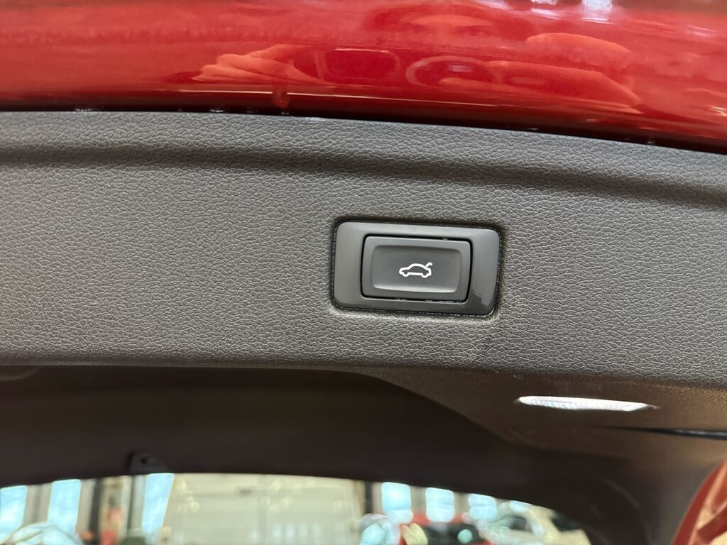 Audi A5 2018 Valkoinen