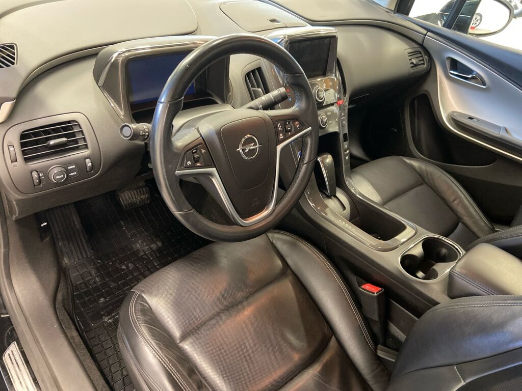 Opel Ampera 2012 Musta