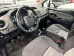 Toyota Yaris 2018 Sininen