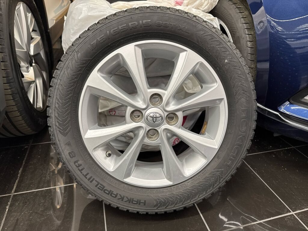Toyota Yaris 2018 Sininen