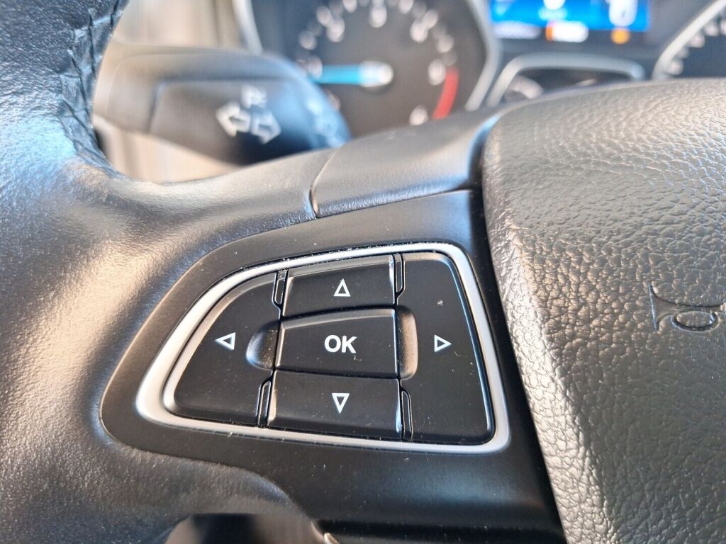 Ford Focus 2018 Harmaa