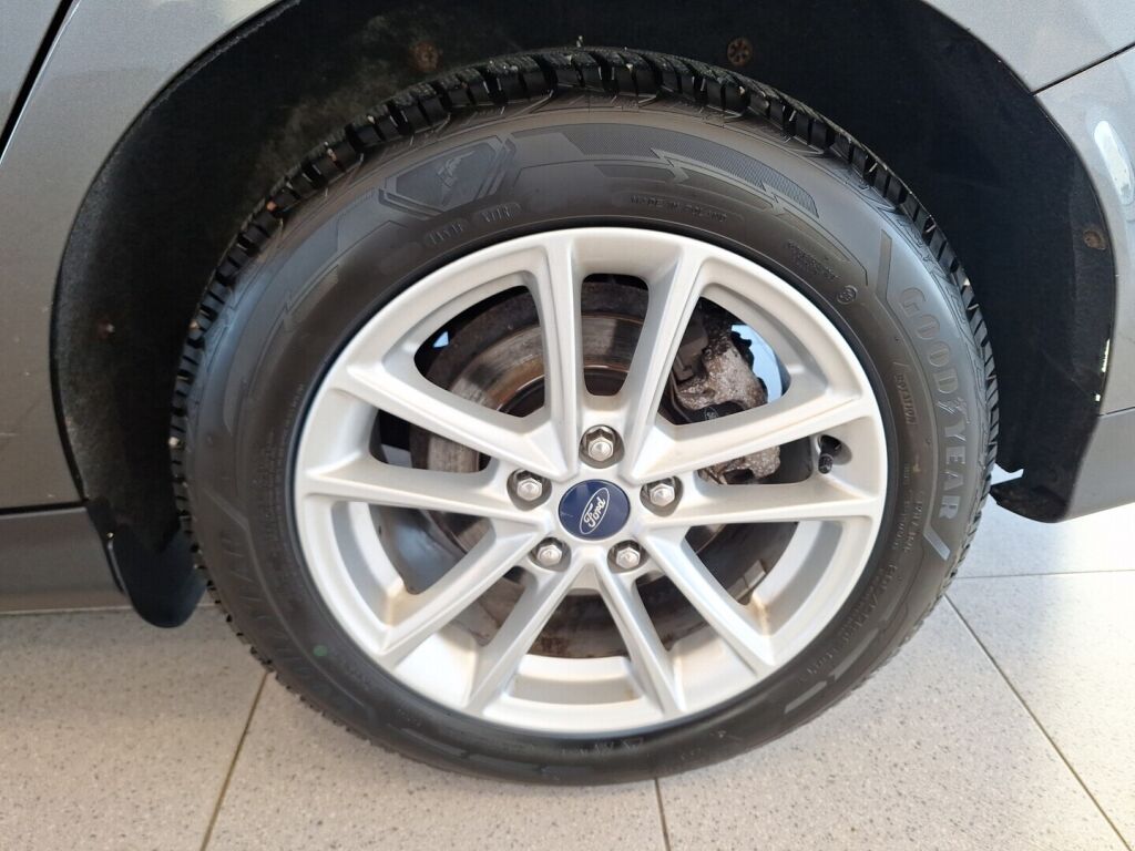 Ford Focus 2018 Harmaa