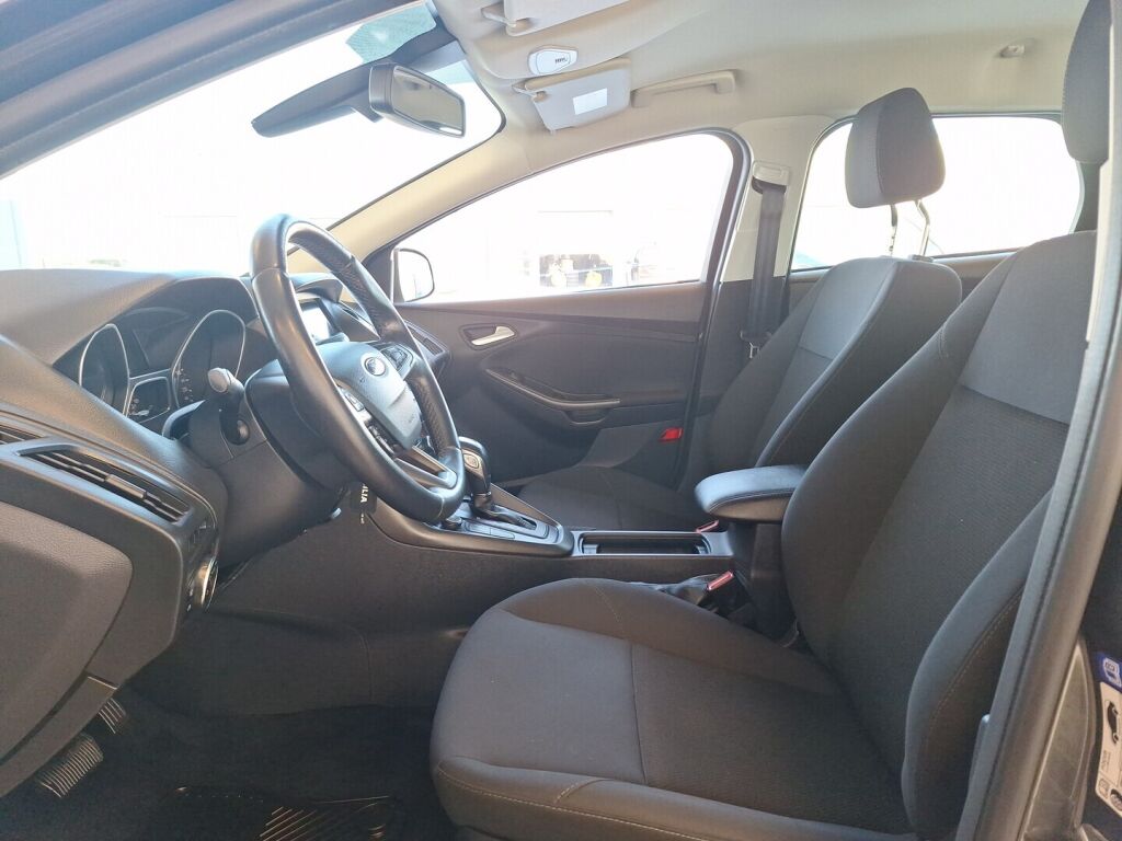 Ford Focus 2018 Harmaa