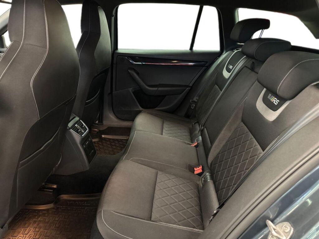 Skoda Octavia 2018 Harmaa
