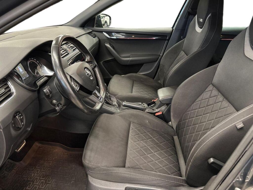 Skoda Octavia 2018 Harmaa