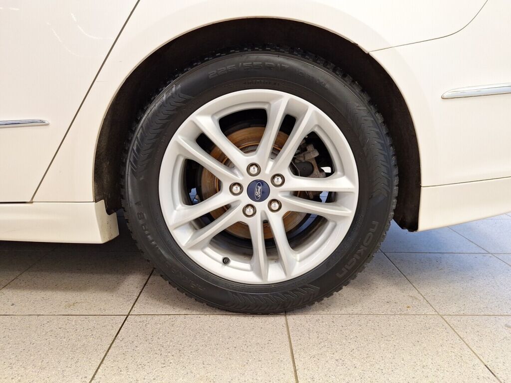 Ford Mondeo Vignale 2018 Valkoinen