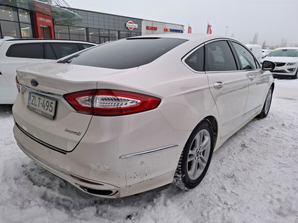 Ford Mondeo Vignale 2018 Valkoinen