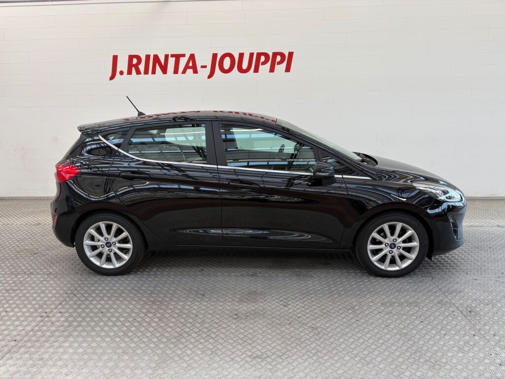 Ford Fiesta 2018 Musta