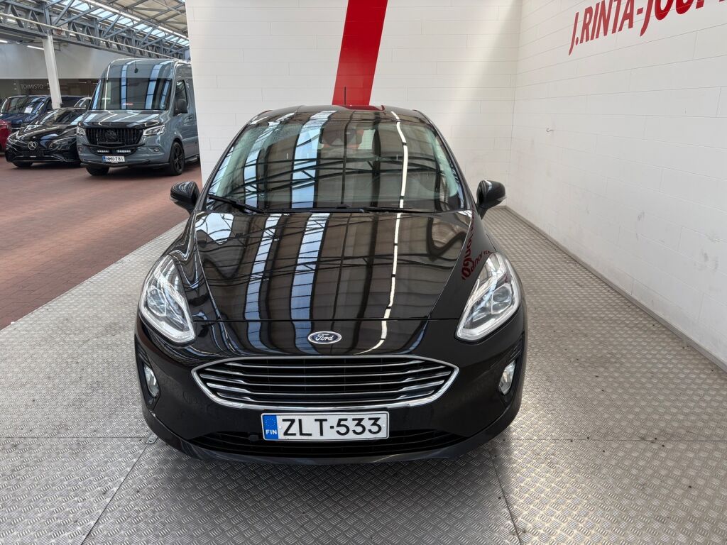 Ford Fiesta 2018 Musta