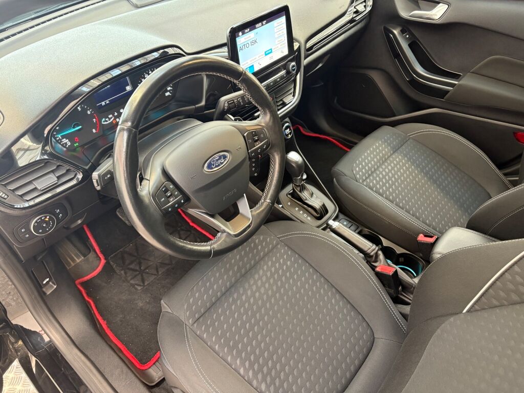 Ford Fiesta 2018 Musta