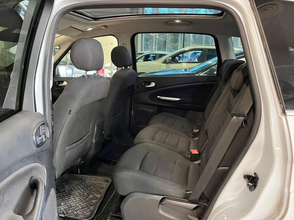 Ford S-Max 2010 Valkoinen