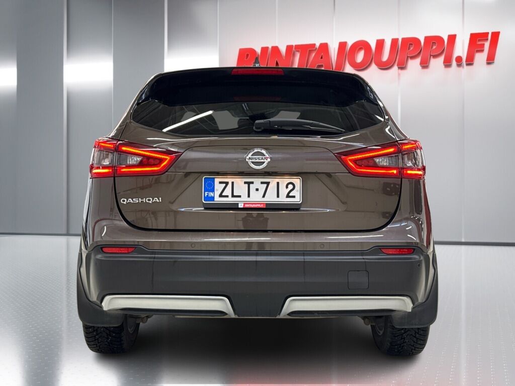Nissan Qashqai 2018 Ruskea (beige)
