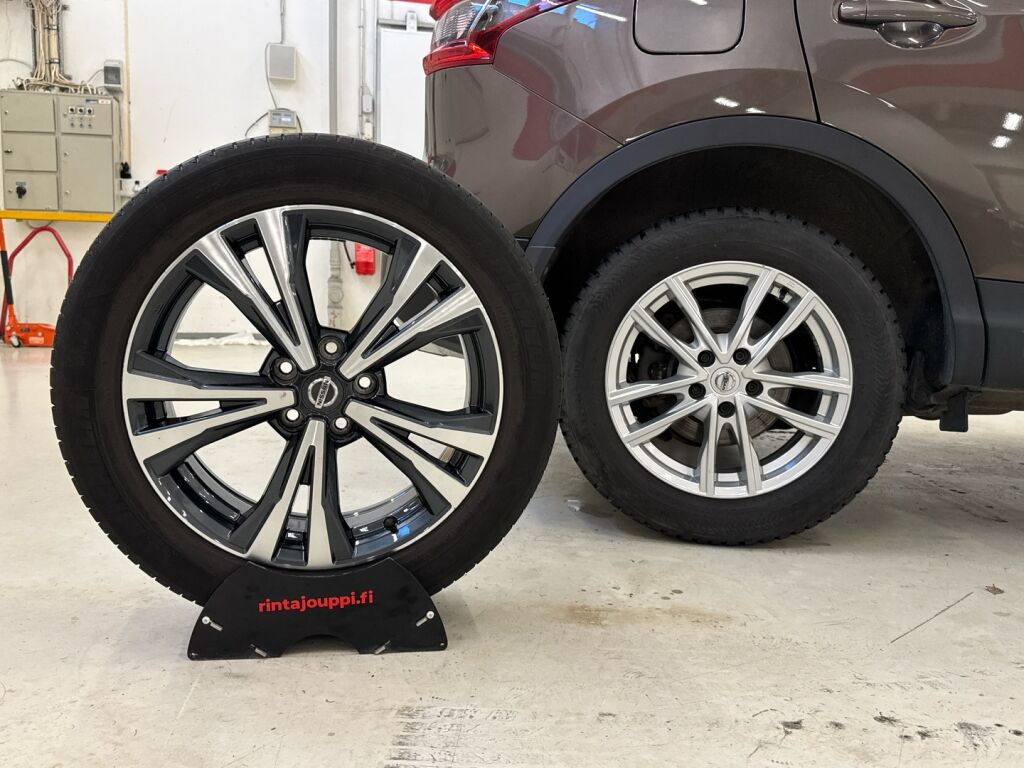 Nissan Qashqai 2018 Ruskea (beige)