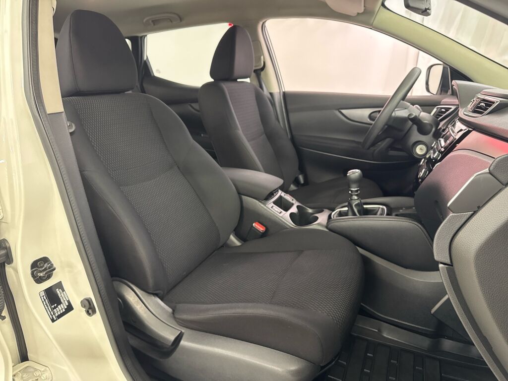 Nissan Qashqai 2018 Valkoinen