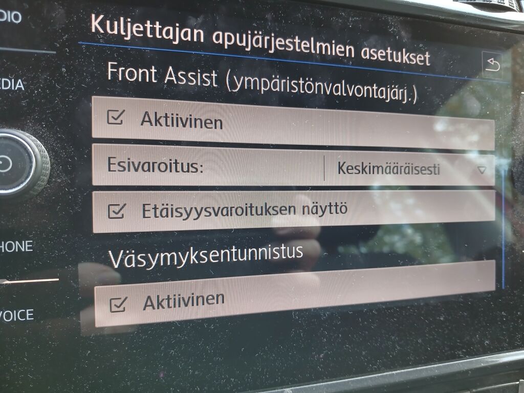 Volkswagen Golf 2018 Punainen
