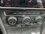 Volkswagen Golf 2018 Punainen