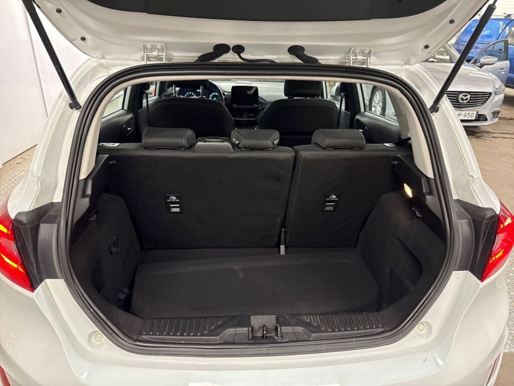 Ford Fiesta 2018 Valkoinen