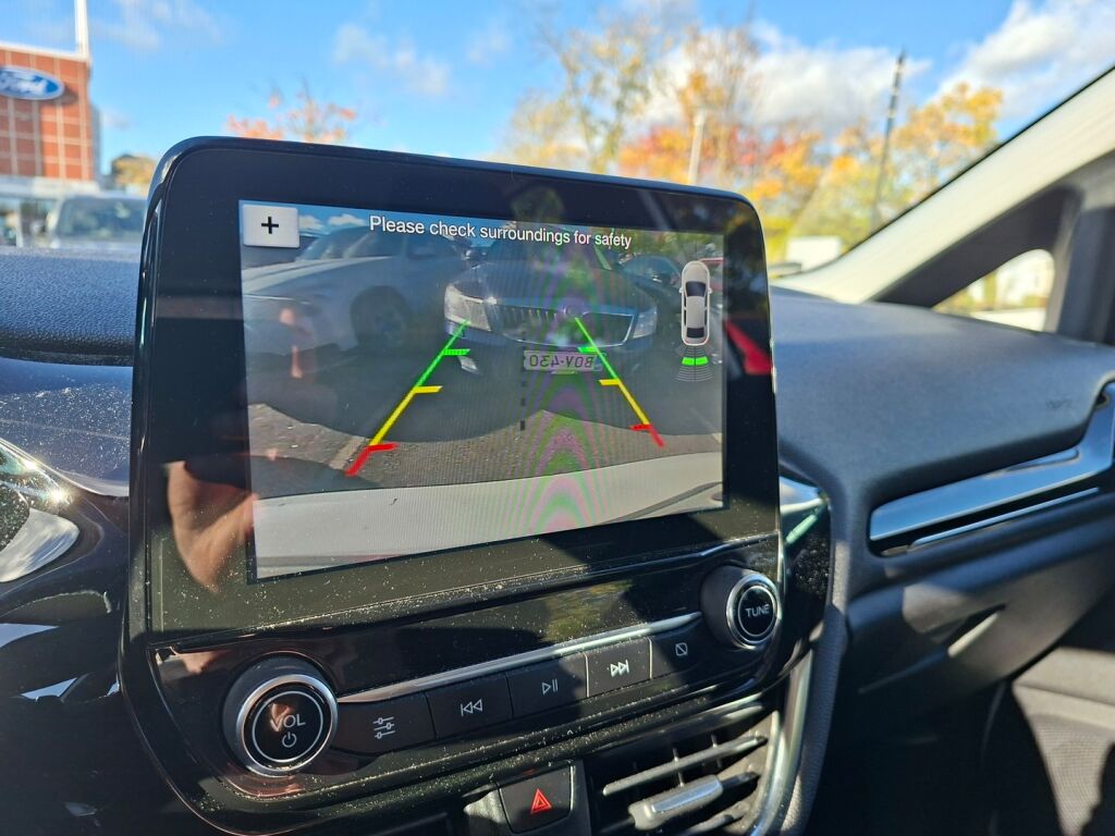 Ford Fiesta 2018 Valkoinen