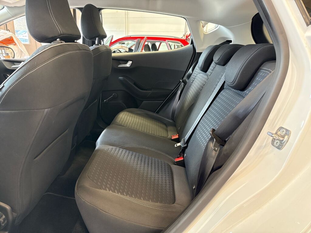 Ford Fiesta 2018 Valkoinen