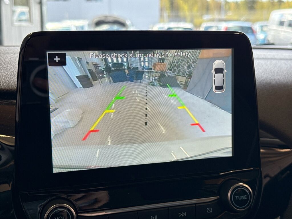 Ford Fiesta 2018 Valkoinen
