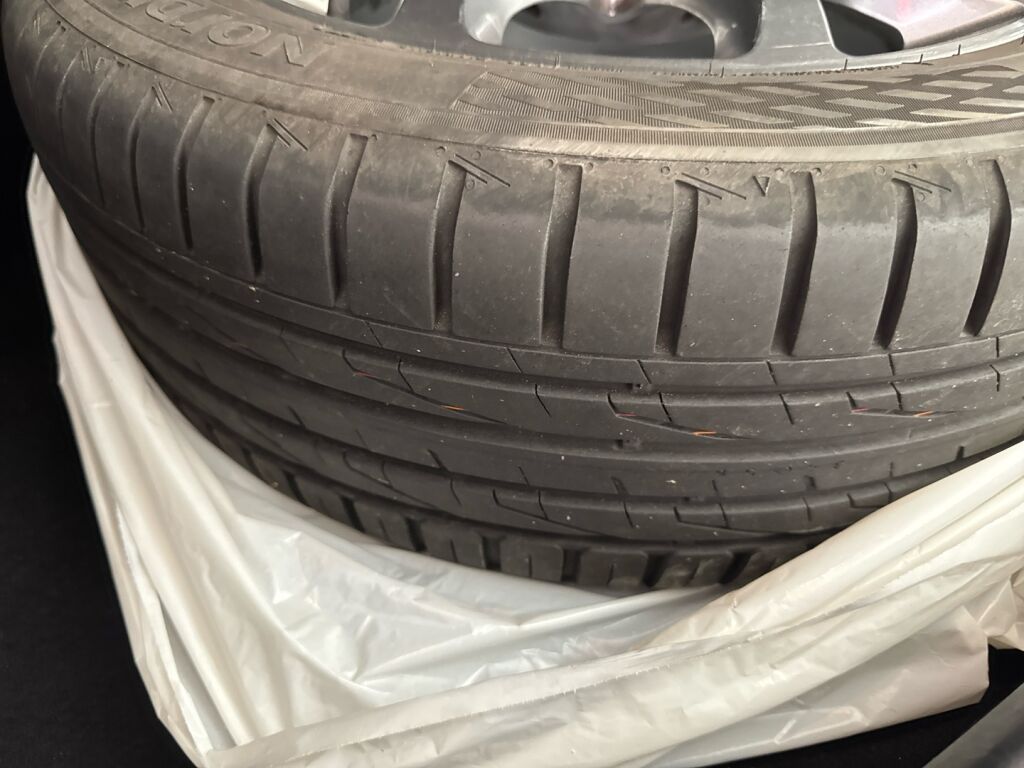 Mercedes-Benz C 2015 Musta