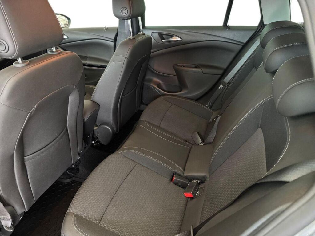 Opel Astra 2018 Harmaa